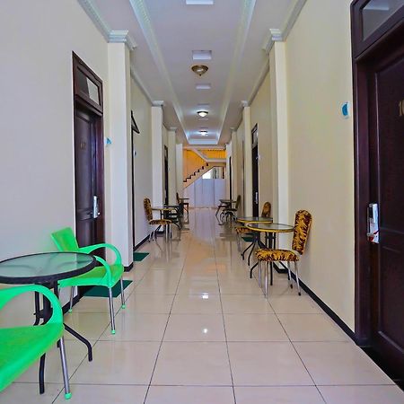 Oyo Life 511 Grace Residence Sorabaya Extérieur photo