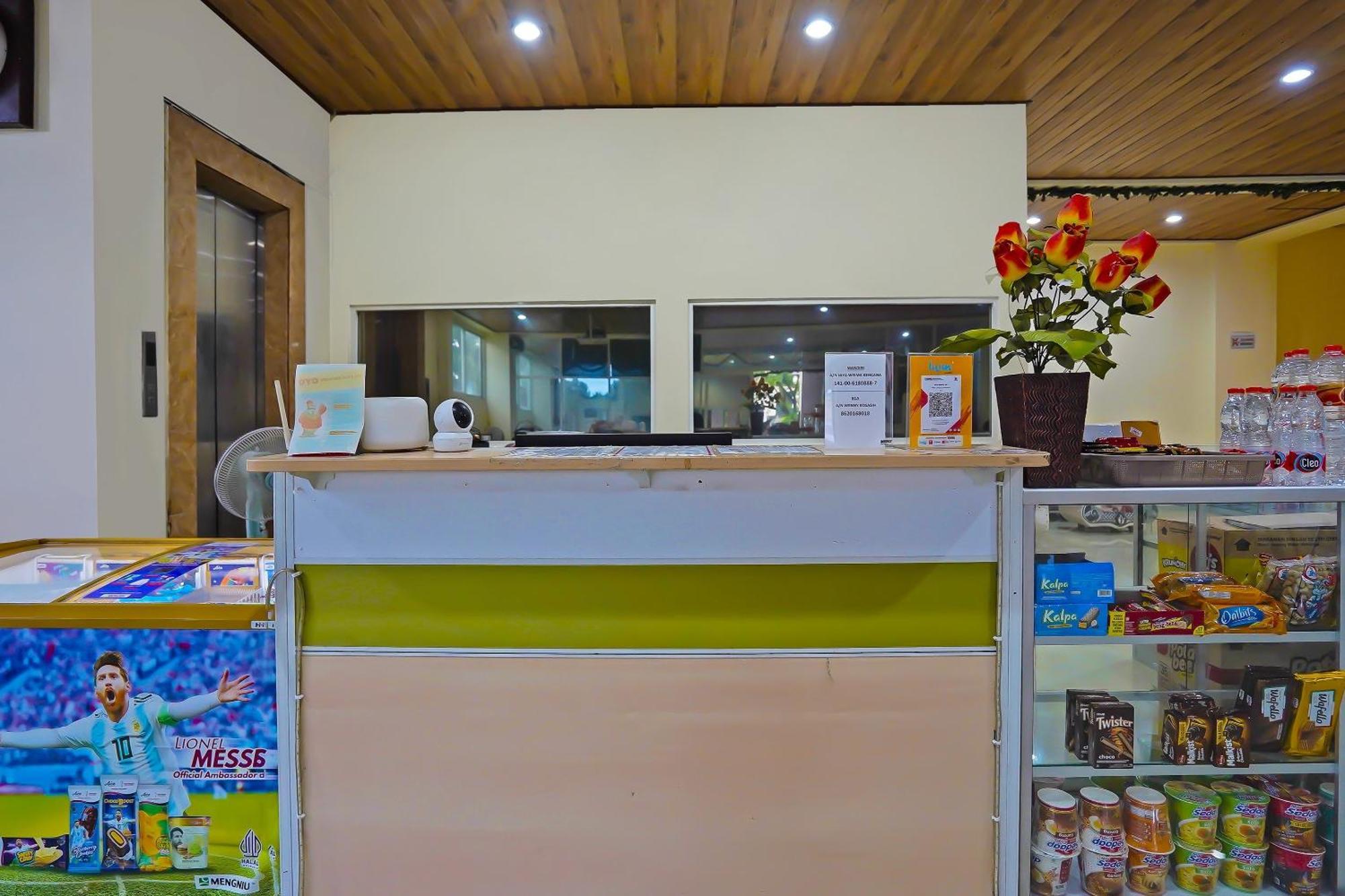 Oyo Life 511 Grace Residence Sorabaya Extérieur photo
